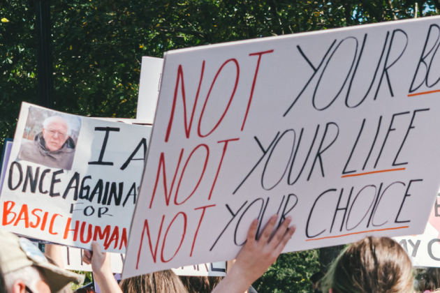 People at a pro-choice rally