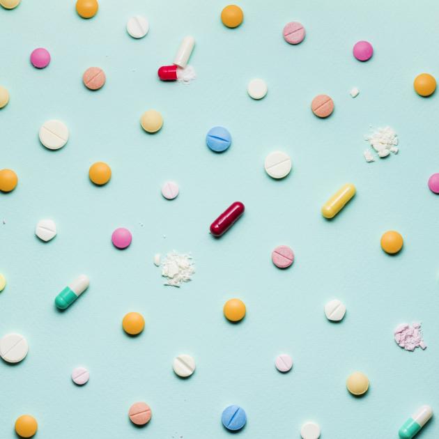 Wallpaper image of pills